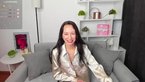 Snapshot of rubiharlot chatting on September 19, 2:21 am rubiharlot online show from September 19, 2:21 am