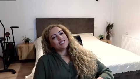 Snapshot of ruby_fit chatting on October 7, 12:37 am Ruby online show from October 7, 12:37 am