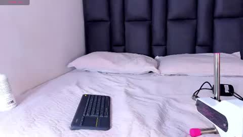 ruby_nights online show from July 13, 12:39 pm