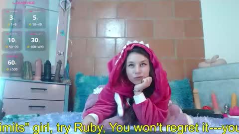 rubyemerald_ online show from March 3, 2:06 am