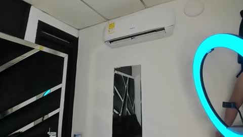 rubyxht online show from December 17, 12:42 pm