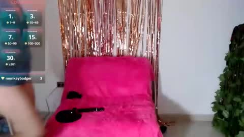 ruth_blue21 online show from November 22, 4:26 am