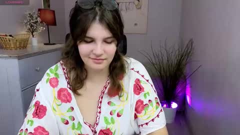 Ruyjin online show from November 18, 10:49 am