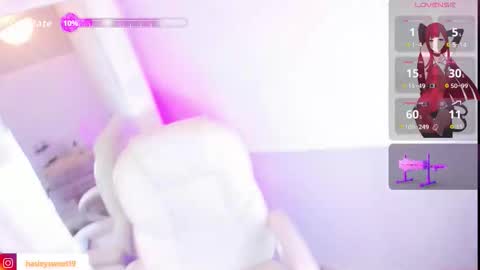 Snapshot of sabrina_keller19 chatting on October 2, 11:10 pm Hasley online show from October 2, 11:10 pm