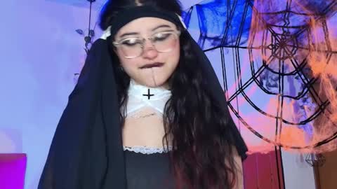 Snapshot of sabrinav_ chatting on October 20, 11:46 am Sabrina online show from October 20, 11:46 am