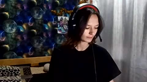 Adele online show from April 20, 8:17 am