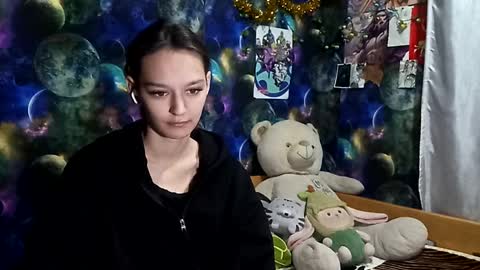 Adele online show from April 10, 8:20 am