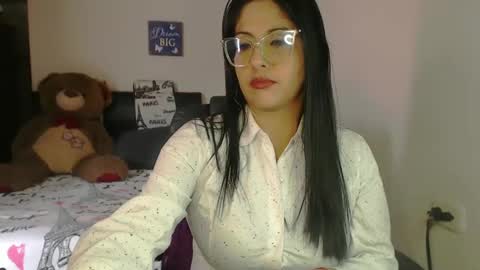Snapshot of sahotlove1 chatting on September 22, 5:11 pm Karina online show from September 22, 5:11 pm