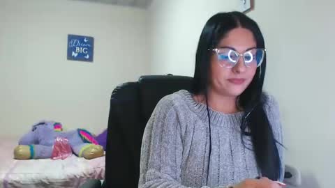 Snapshot of sahotlove1 chatting on February 15, 1:31 am Karina online show from February 15, 1:31 am