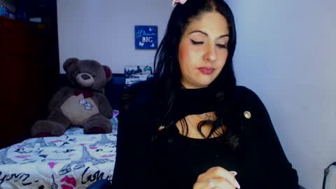 Snapshot of sahotlove1 chatting on September 27, 1:46 am Karina online show from September 27, 1:46 am