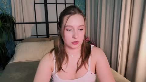 Trisha and Vincent online show from March 6, 9:54 pm