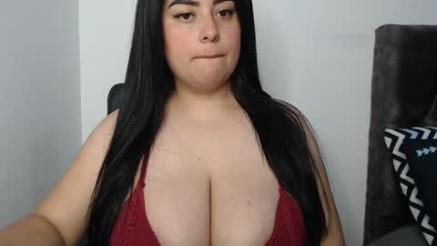 Sarah online show from March 26, 3:30 am