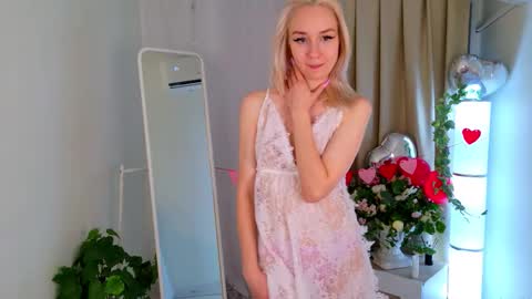 Audrey online show from February 8, 8:29 am