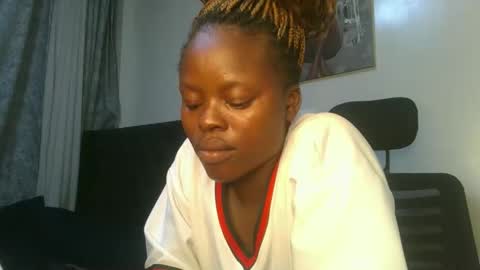 sallysasha254 online show from December 18, 7:29 pm