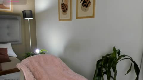 Salo     online show from March 18, 1:49 pm