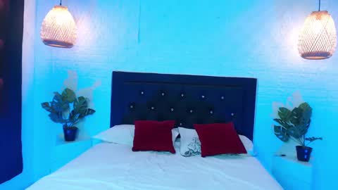 Snapshot of salome__lopez_ chatting on February 10, 1:22 pm SALOME online show from February 10, 1:22 pm
