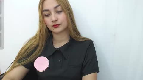 SALOME online show from November 10, 2:12 pm