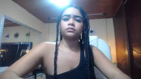 salome_owen17 online show from December 16, 9:53 pm