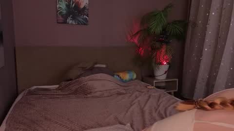 salt_mira online show from January 9, 10:30 am