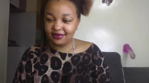 salty_surprise_ online show from December 5, 12:08 am