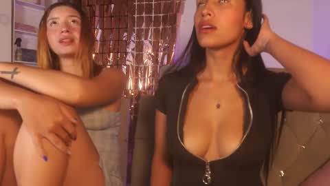 Samantha Roberts online show from October 22, 2:11 pm