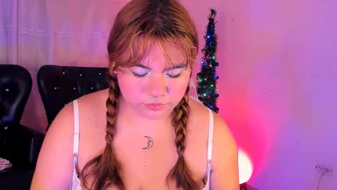 Snapshot of samanta_cutee1 chatting on January 2, 10:48 am SAMANTA online show from January 2, 10:48 am