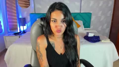 Snapshot of samantha__gomez1 chatting on October 3, 4:12 pm samantha__gomez1 online show from October 3, 4:12 pm