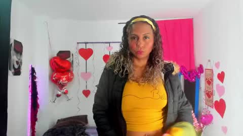  Samanthasmile  online show from February 16, 4:20 am