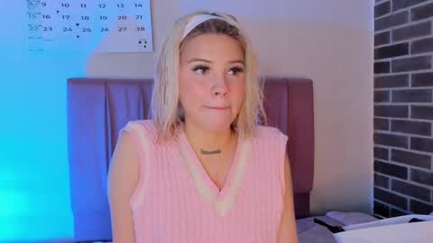 samantha_browwnn online show from February 16, 11:32 am