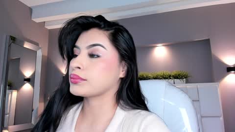 Snapshot of samanthaa_22_ chatting on January 14, 3:53 am Samanthaa online show from January 14, 3:53 am