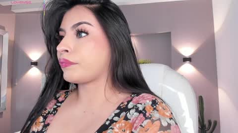 Snapshot of samanthaa_22_ chatting on February 9, 2:49 am Samanthaa online show from February 9, 2:49 am