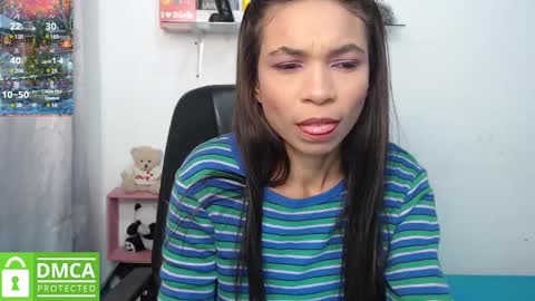 Snapshot of samanthaa_queen chatting on December 20, 11:10 am sam online show from December 20, 11:10 am
