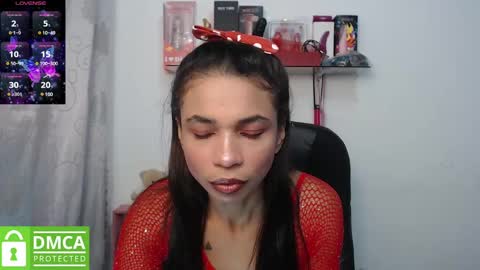 Snapshot of samanthaa_queen chatting on February 14, 11:21 am sam online show from February 14, 11:21 am