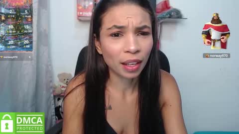 Snapshot of samanthaa_queen chatting on December 19, 11:07 am sam online show from December 19, 11:07 am