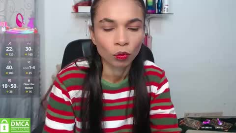 Snapshot of samanthaa_queen chatting on October 9, 10:52 am sam online show from October 9, 10:52 am