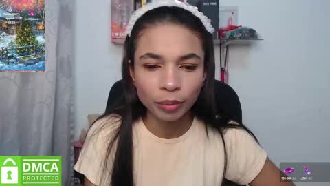 Snapshot of samanthaa_queen chatting on January 9, 10:09 am sam online show from January 9, 10:09 am