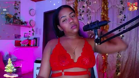 Samantha Bloom  online show from December 5, 1:47 am