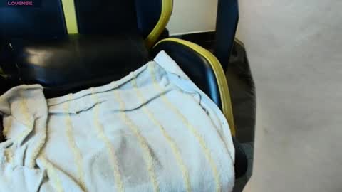 Snapshot of samanthahoteer96 chatting on October 17, 3:15 pm samanthahoteer96 online show from October 17, 3:15 pm