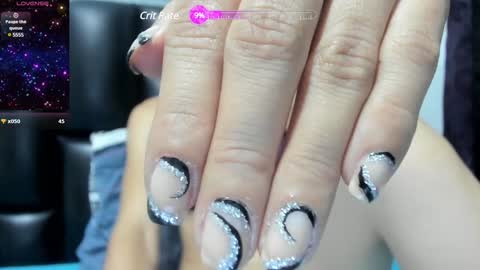 Snapshot of samanthahoteer96 chatting on December 4, 4:16 pm samanthahoteer96 online show from December 4, 4:16 pm