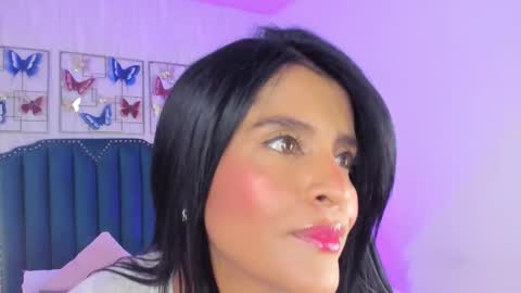 Samara Warren online show from February 11, 11:55 am