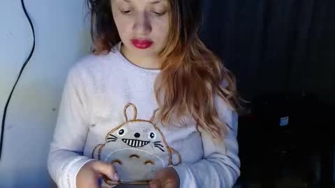 Snapshot of samatha_squirts chatting on October 15, 12:13 am samatha_squirts online show from October 15, 12:13 am