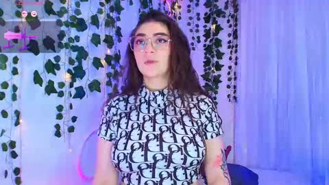 samii evans  online show from November 18, 1:28 am