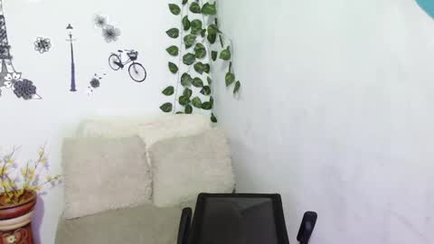 SAMIRA online show from January 15, 6:40 pm