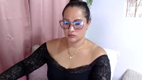 SAMIRA online show from April 12, 12:35 am