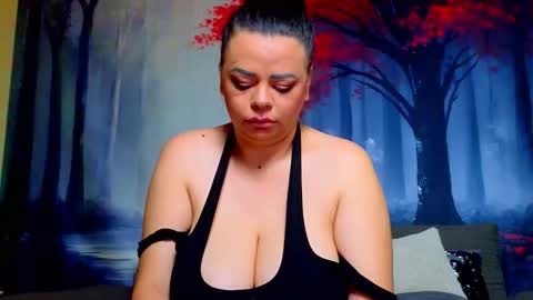     online show from January 13, 10:25 pm