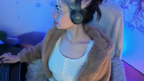   online show from January 31, 3:09 am