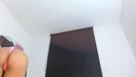 Samantha ferrer online show from February 26, 12:20 am