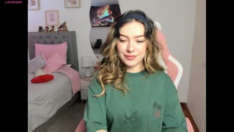 Snapshot of samysweet_8 chatting on March 3, 1:15 pm Samanta online show from March 3, 1:15 pm
