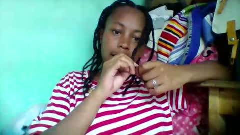 sandra1253099 online show from October 8, 7:07 pm