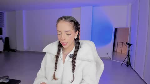 Valerin online show from June 8, 1:01 am